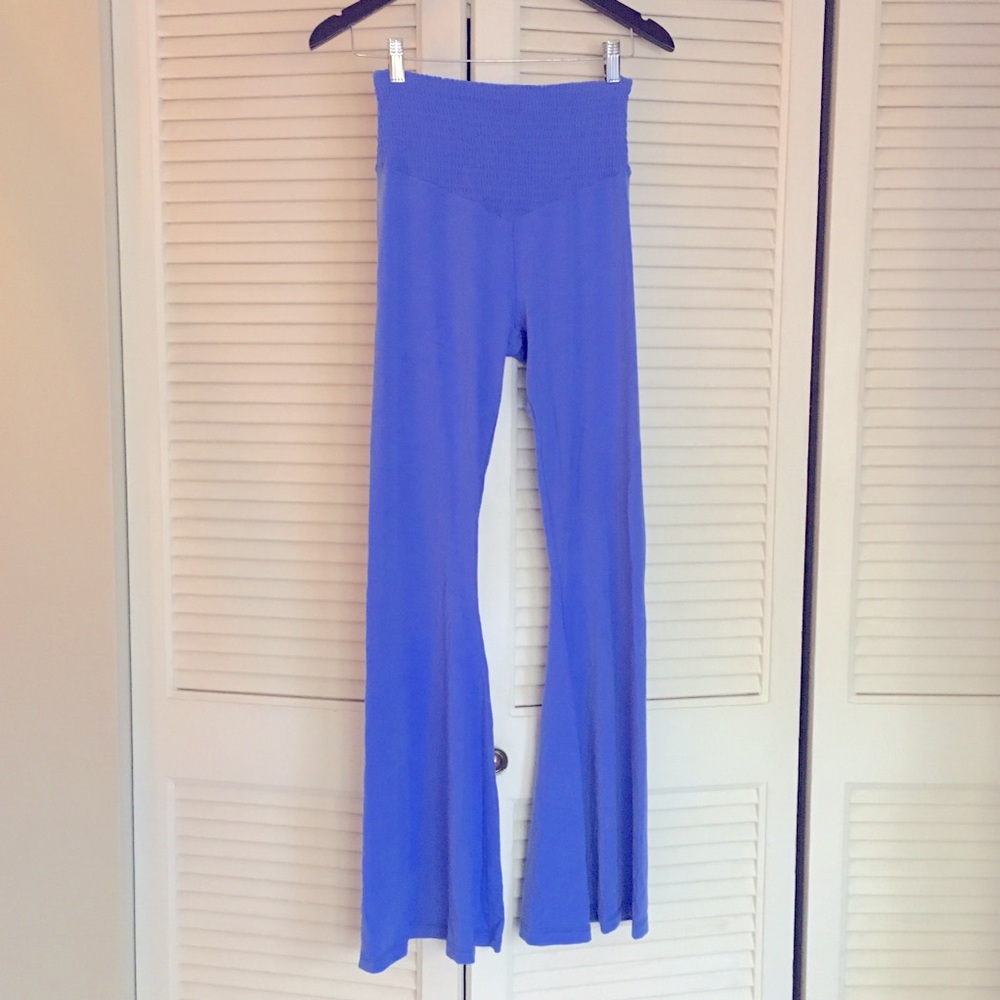 OFFLINE Aerie Real Me Smocked Super Flare Legging